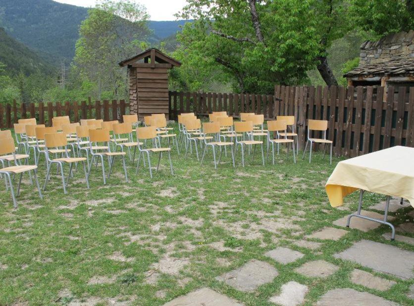 Apartamentos Turisticos Isín Zewnętrze zdjęcie